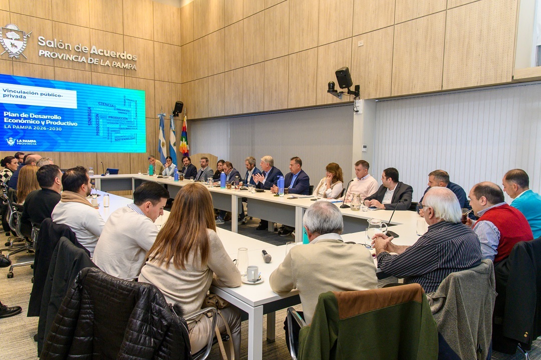 Incentivos fiscales para la educación - La UNLPam presente en los anuncios del gobernador Ziliotto